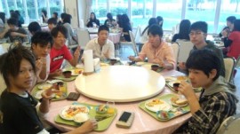 朝食