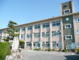 三重県立菰野高等学校