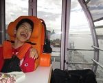 観覧車を楽しむ生徒