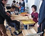２人で作業