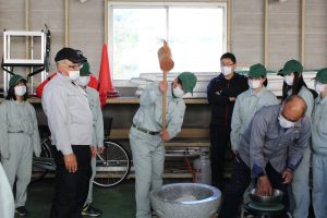 １年農業学科餅つき