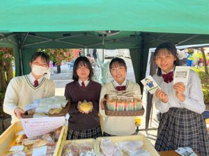 食品科学科の商品開発　県内パンまつりで販売