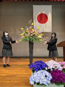 【農業科学科】卒業式の会場装飾を行いました
