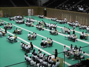 ３年生が「合同進路ガイダンス」に参加しました
