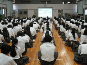 2年生の進路講話を行いました