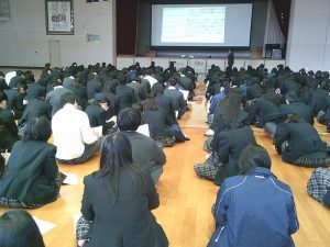 2年生の進路ガイダンスを行いました