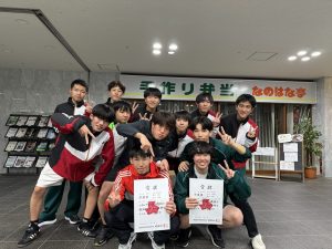 男子バドミントン部　２部ダブルスで準優勝！