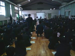 １年生「ようこそ先輩」を行いました