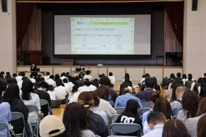 ３年進路説明会を行いました
