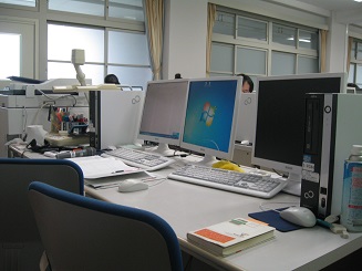 先生の教卓の様子