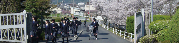 H29 4月11日(火)前期生徒会認証式・対面式