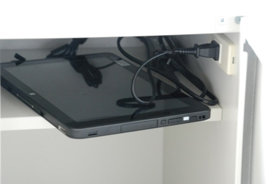 教室用電子黒板(短焦点型プロジェクタ)