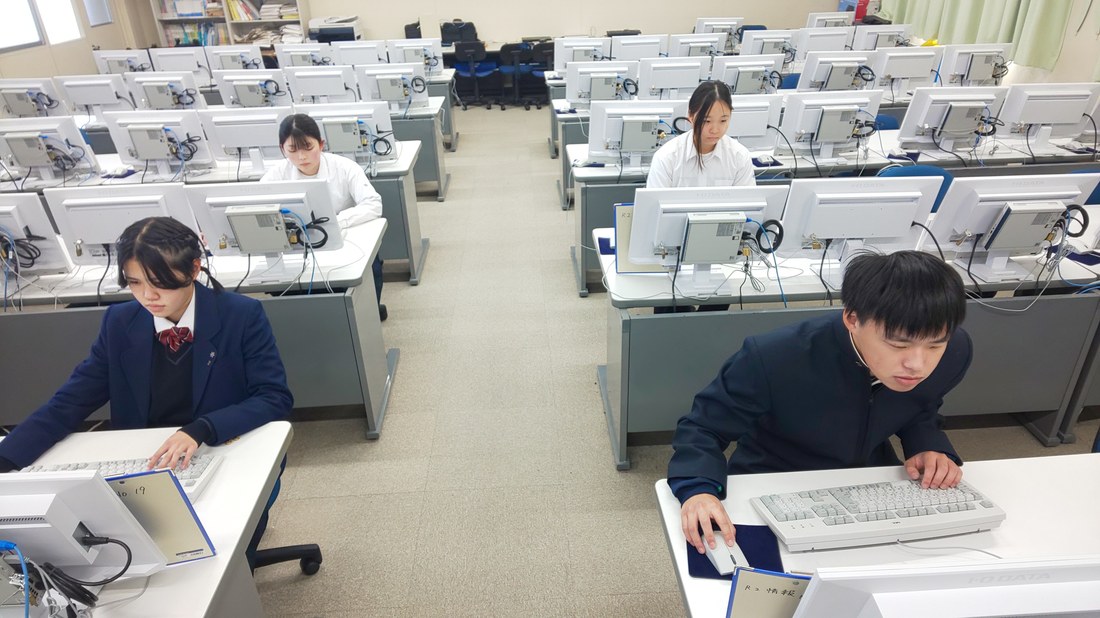 ビジネス部の活動写真