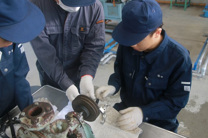 ポンプ解体実習
