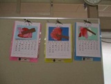 みんなで見に行った桜の花のカレンダーを作りました。